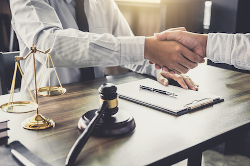 4 Things to Know Before You Call an Attorney for a Free Legal Consultation